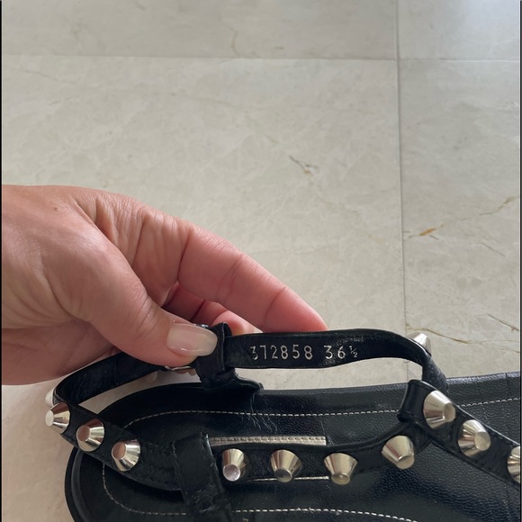 Balenciaga Studded Black Leather Flat Thong Sandal 36.5 - Picture 8 of 10